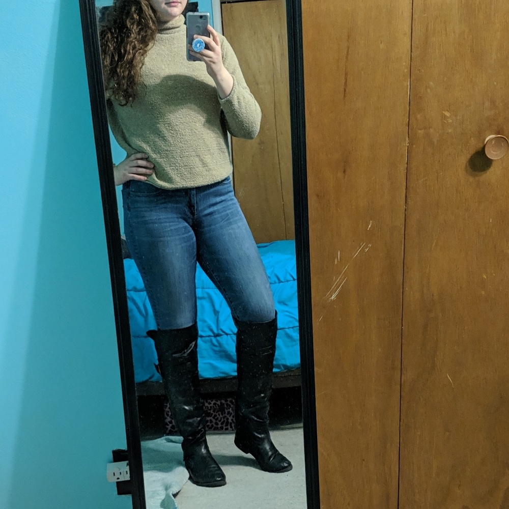 Columbia Sweater